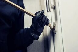 سرقت تعزیری یعنی چه و مجازات آن چیست؟