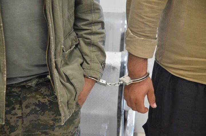 دو مسافر غیرقانونی مرد قاچاق‌بر را با ادعای کلاهبرداری کشتند