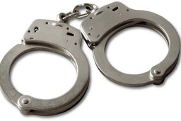 دستگیری گانگسترهای خطرناک دقایقی قبل از دستبرد به طلافروشی