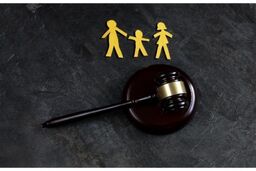 حضانت فرزند در چه شرایطی از پدر و مادر گرفته می‌شود؟