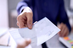 سفته ضمانتی چیست و چطور آن را تکمیل کنیم؟