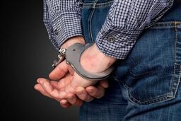 جنایت به دلیل عشق ممنوعه به زن متاهل