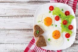 مصرف این صبحانه کم خونی را برطرف می‌کند