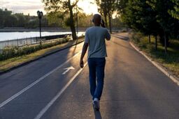چند قدم پیاده‌روی روزانه برای کاهش خطر ابتلا به سرطان مفید است