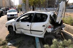 تصادف مرگبار پژو با تریلی حمل سوخت 