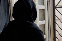 شوهر خیانتکارم من را از خانه بیرون انداخت