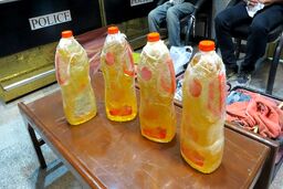 قاچاقچیان، مواد روانگردان را در روغن خوراکی حل کرده بودند