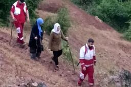 نجات دو بانوی گمشده در غاری در رودبار