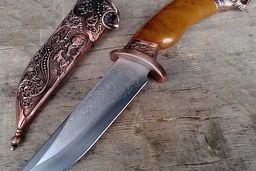 قتل به خاطر چاقوی تزئینی