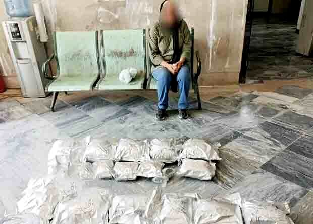 زن جوان، راننده خودروی پر از تریاک بود