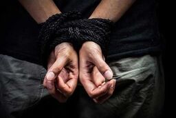 نجات مردی که بعد از ربوده شدن به کشور همسایه منتقل شد