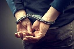حق ویزیت های دلاری مرد عطار که خودش را پزشک متخصص طب سنتی جا می‌زد