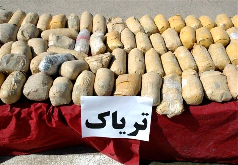 غافلگیری ۳ متهم در محل دپوی ۴۷۰ کیلوگرم تریاک